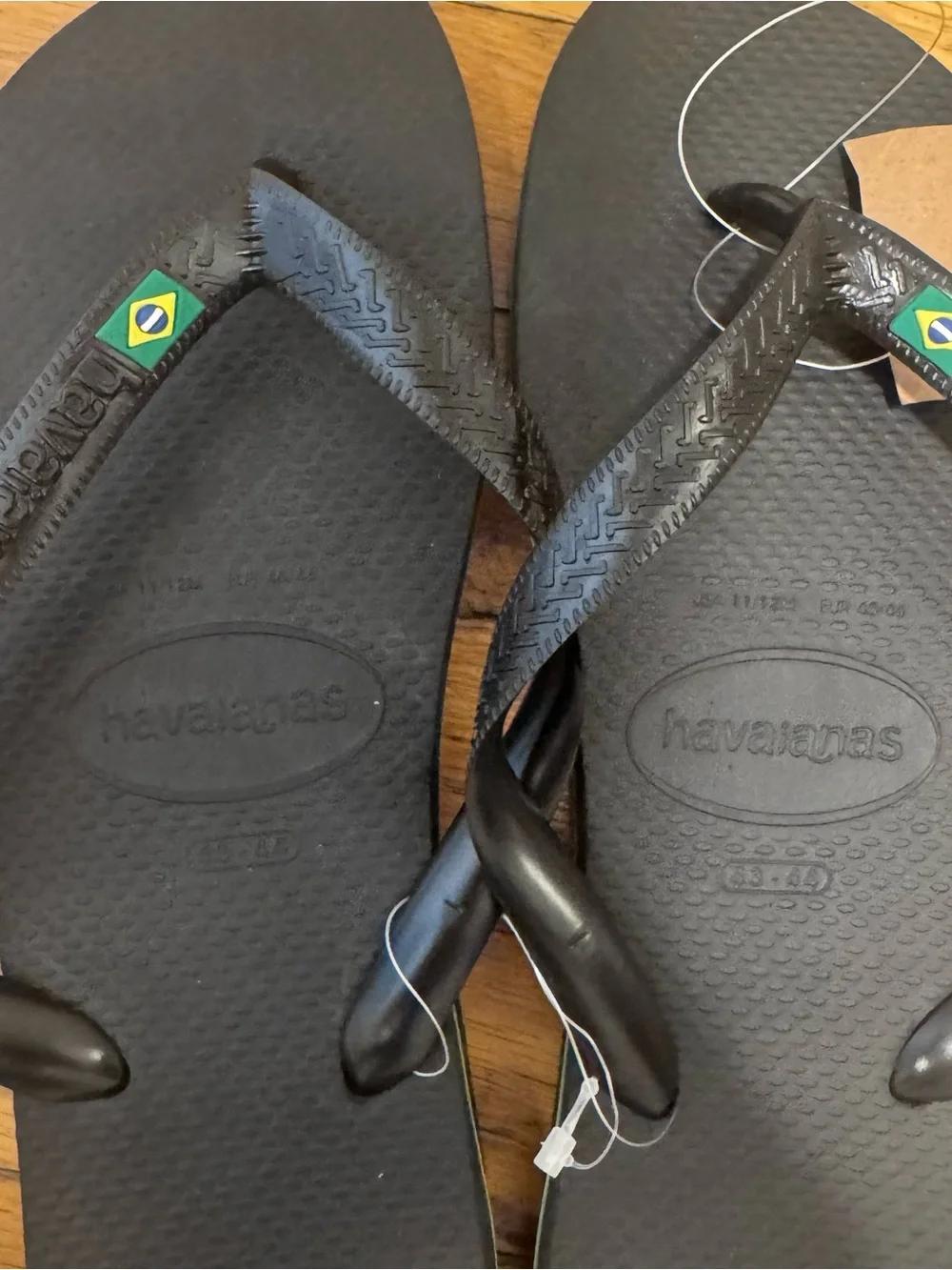 Havaianas Men’s Brazil flag Black Flip Flops